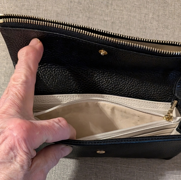 Ladies Black Wallet by Radley of London - Picture 5 of 8